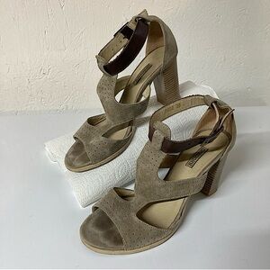 Antonini 3.25” Heeled Gray Suede Leather Brown Ankle Strap Size 38 Sandal Preown
